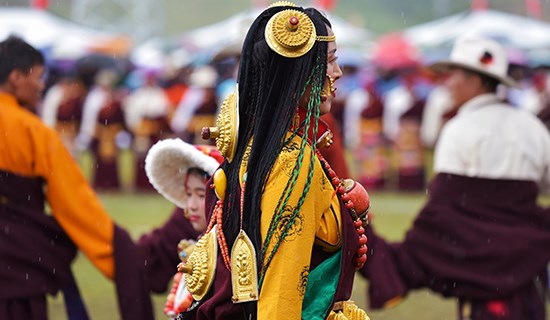 Erleben des Litang Perderennenfestes 2025