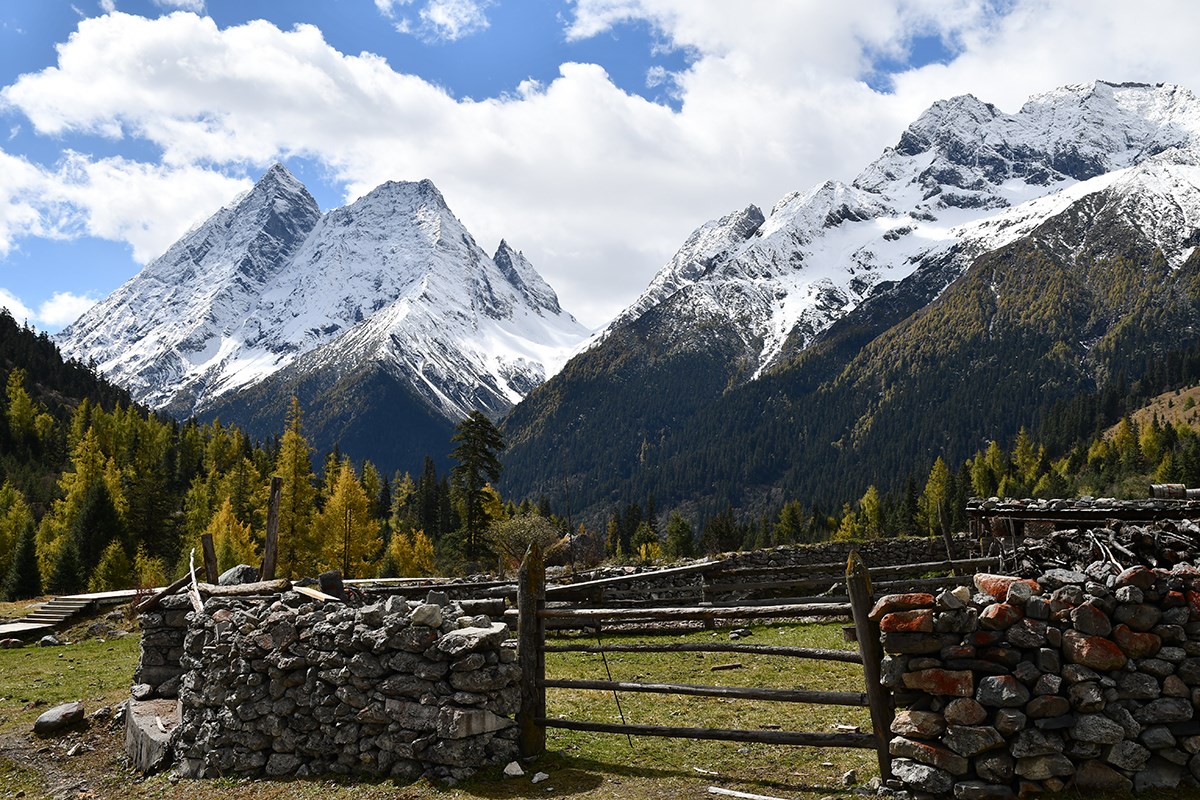 Siguniangshan Mountain | Foto von Liu Bin