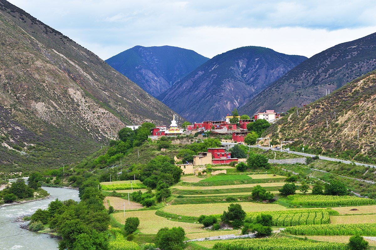 Village in Baxoi | Foto von Liu Bin